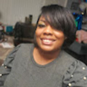 Meet your Posher, Reola